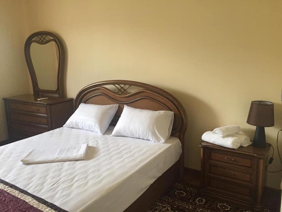 Holiday Home Jerevan Buitenkant foto
